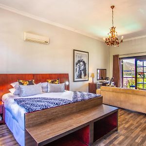 Luxury Triple Room